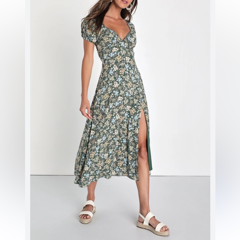 Lulu’s Floral Midi Dress